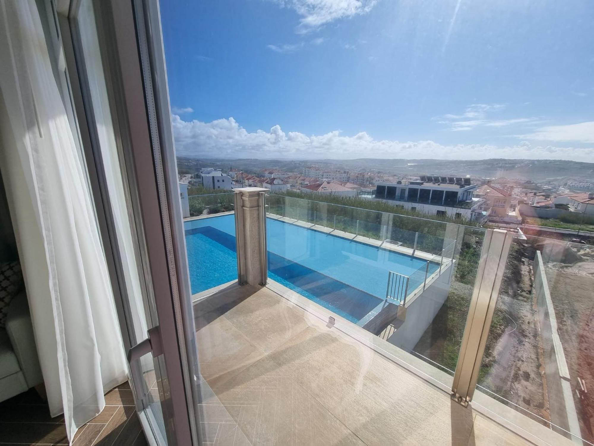 Ocean View Apartments โลรินญา ภายนอก รูปภาพ