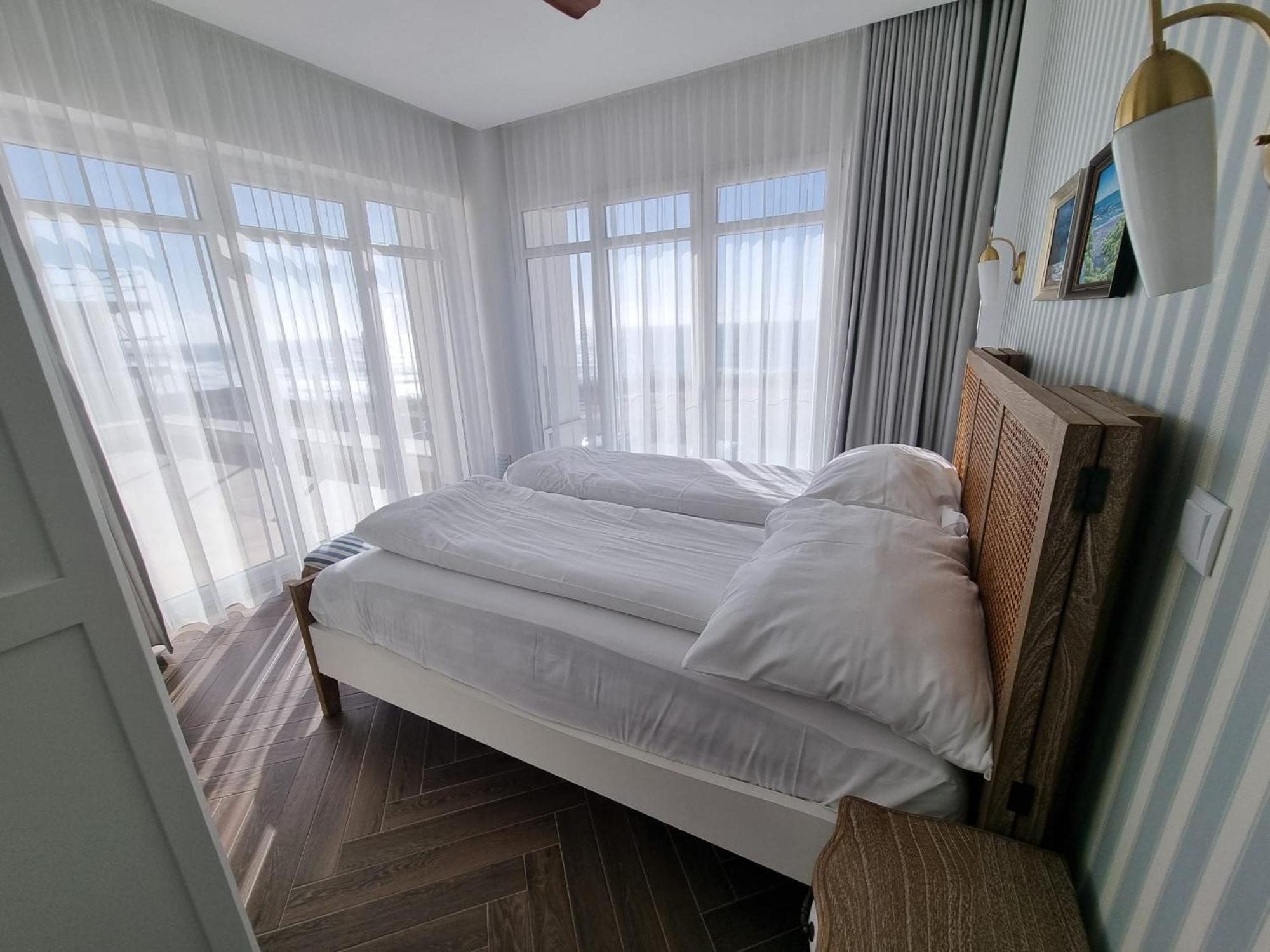 Ocean View Apartments โลรินญา ภายนอก รูปภาพ
