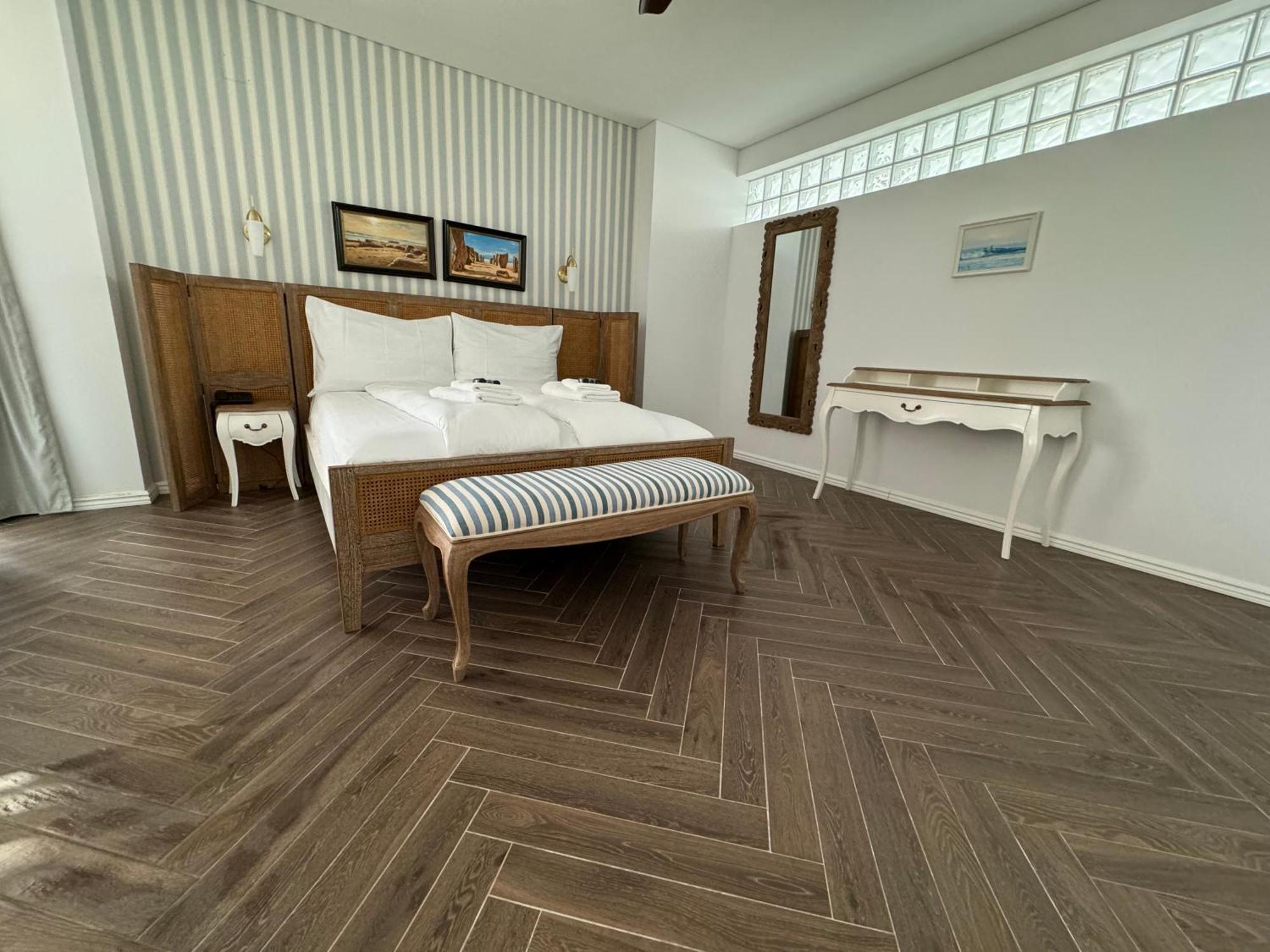 Ocean View Apartments โลรินญา ภายนอก รูปภาพ
